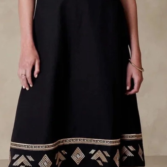 Banana Republic Factory Black Embroidered Midi Skirt Size 6 Linen Blend - Picture 2 of 13